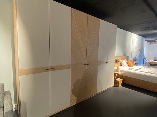 Schrank „SOL“ – Einzelstück aus Ausstellung (Zürich)