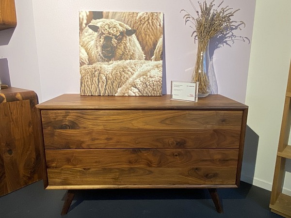 Kommode „Donna“ – Einzelstück aus Ausstellung (Zürich)