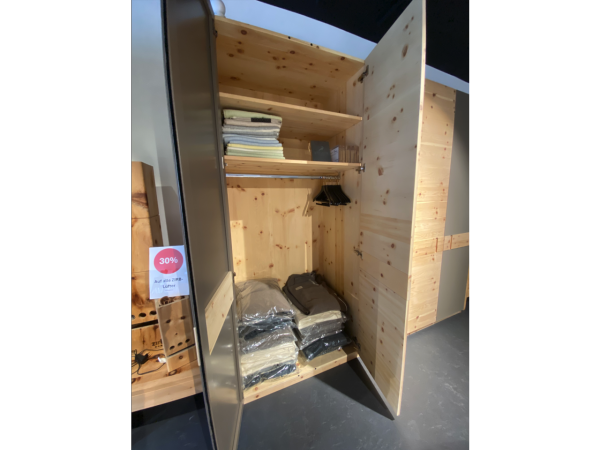 Anrei Schrank „Rio“ – Einzelstück aus Ausstellung (Zürich)