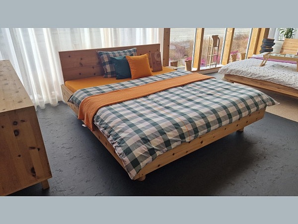 Bett „Pura“ von Hubert Feldkircher – Einzelstück aus Ausst..